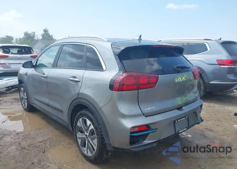2022 Kia Niro Ev Ex z USA, uszkodzony, nr VIN KNDCC3LG6N5156052